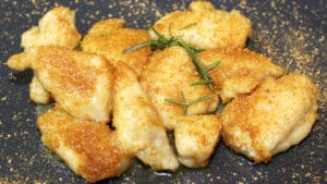 Nuggets di pollo fatti in casa Nuggets di pollo fatti in casa