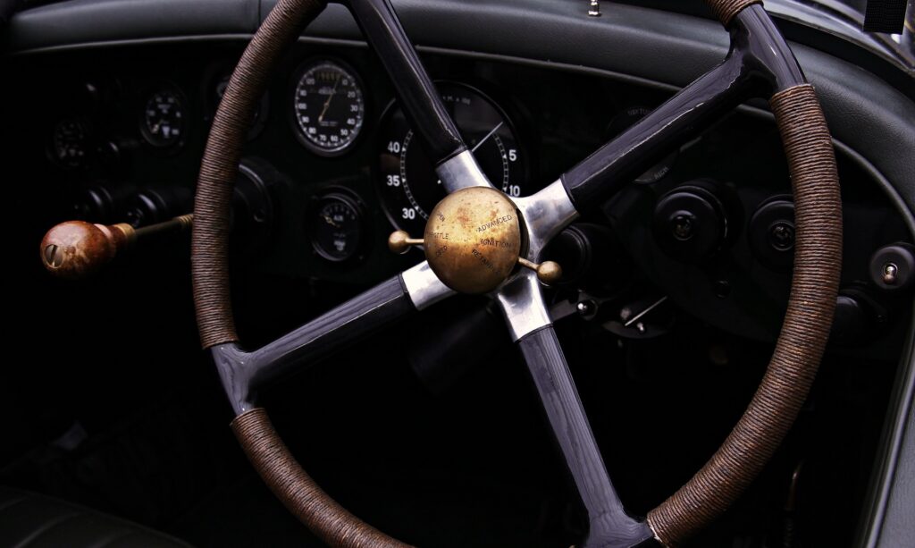 Automobile