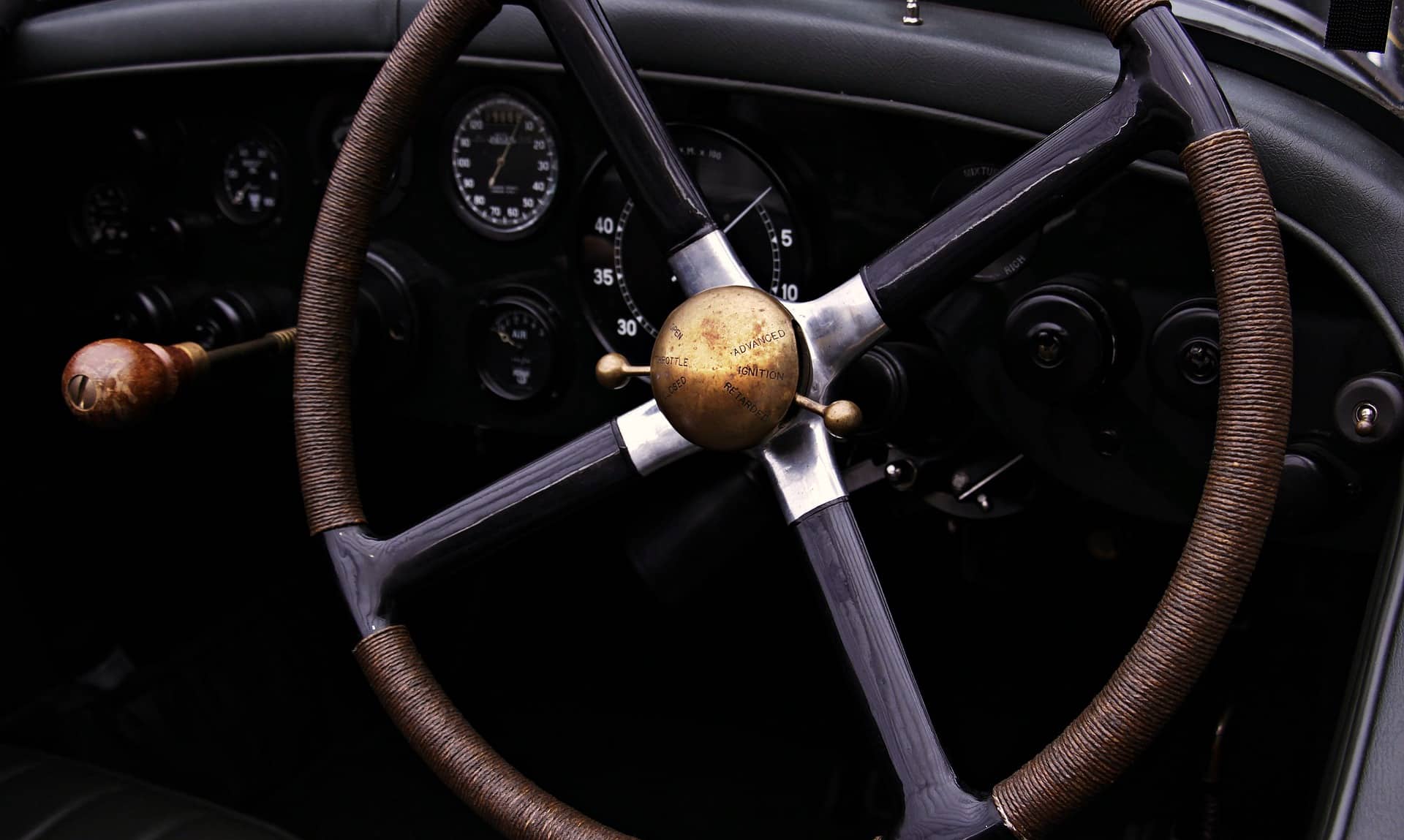 Automobile