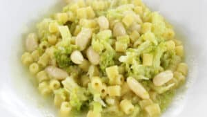 Pasta broccoletti e fagioli Pasta broccoletti e fagioli