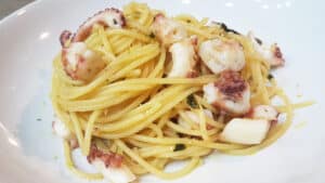 Spaghetti polpo e limone Spaghetti polpo e limone