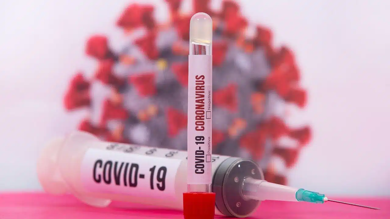 Coronavirus ultime notizie giocatore Siviglia positivo