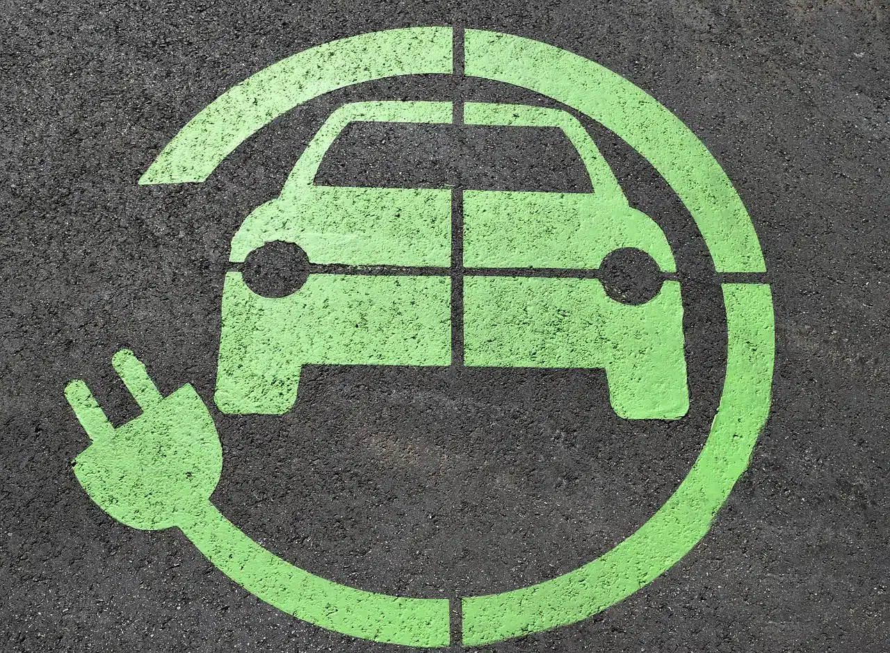 Acquisto auto e incentivi elettriche-Euro 6: requisiti e come richiederli