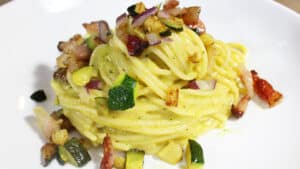 Carbonara di zucchine Carbonara di zucchine