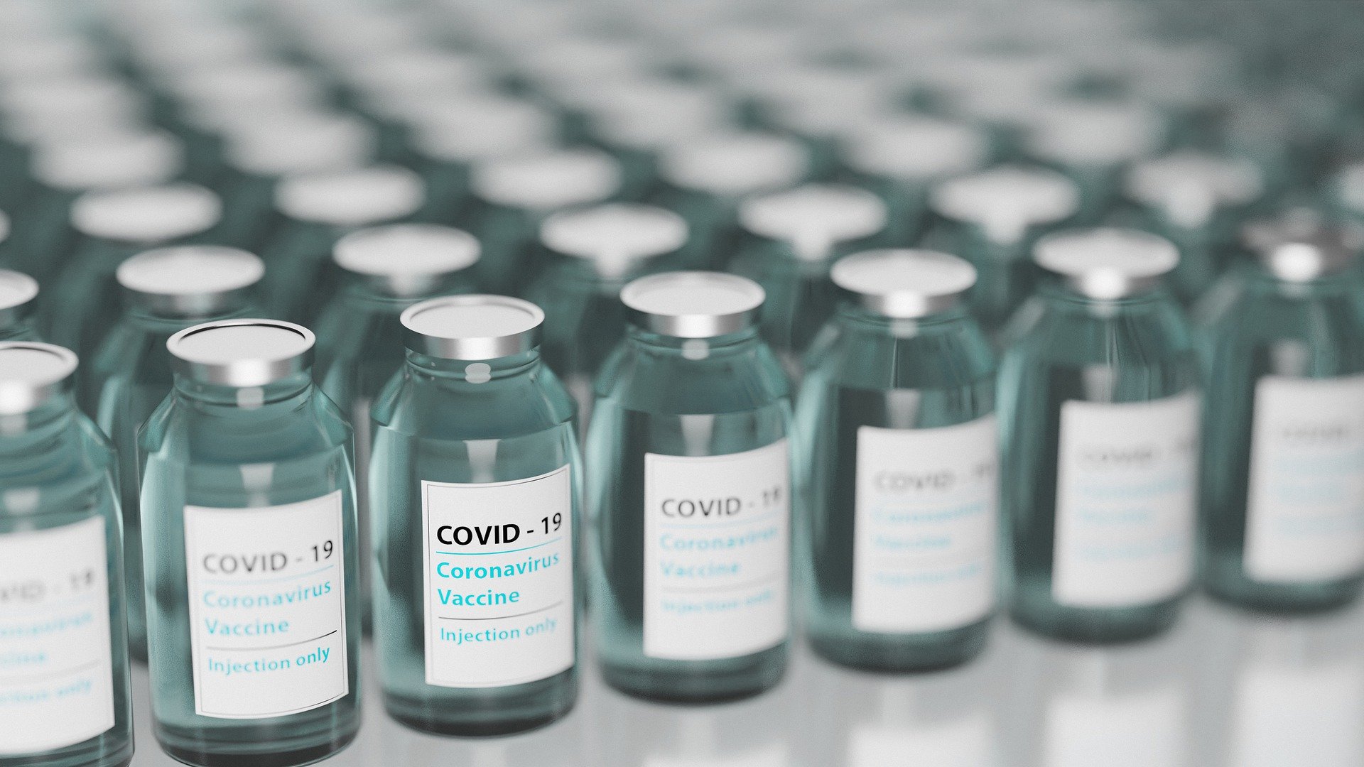 Vaccino Covid: le prime modifiche al piano somministrazioni del governo Draghi