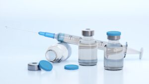 Vaccino Covid: terza dose al via, impennata per le prenotazioni Vaccino Covid: terza dose al via, impennata per le prenotazioni