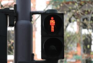 Negozi senza green pass: le attività essenziali indicate nel nuovo Dpcm Negozi senza green pass: le attività essenziali indicate nel nuovo Dpcm