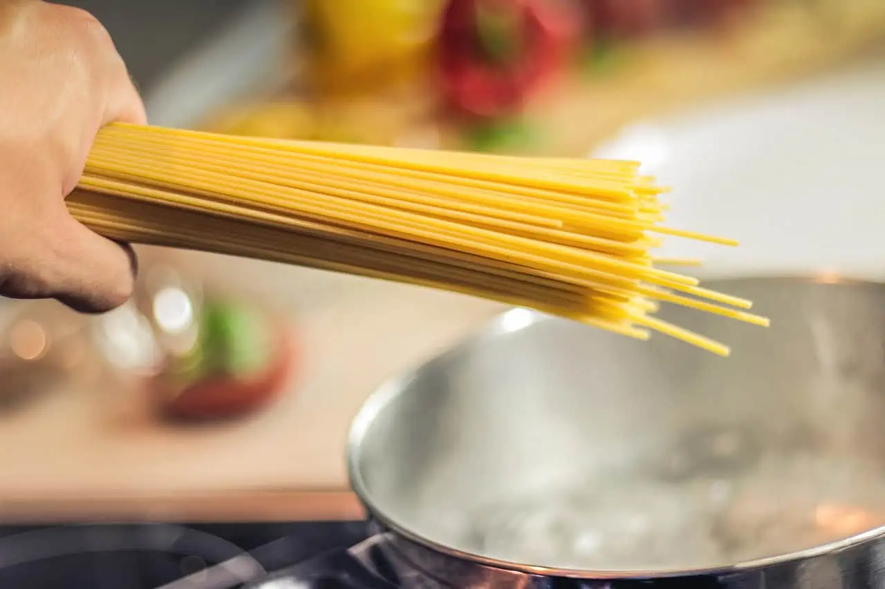 Ricetta spaghetti al limone in sei semplici passi