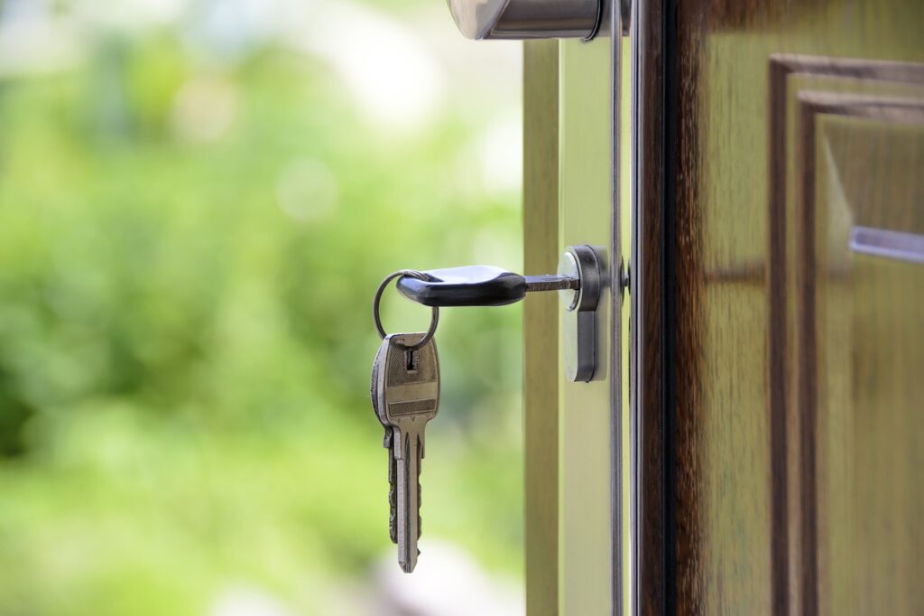 Non pagare mutuo casa: cosa può succedere? Mora e pignoramento