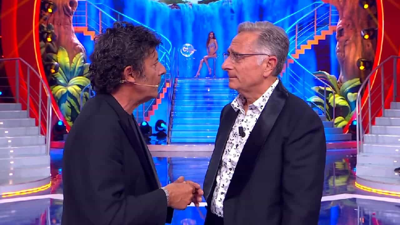 Ciao Darwin stasera 15 dicembre 2023, chi si sfida e anticipazioni