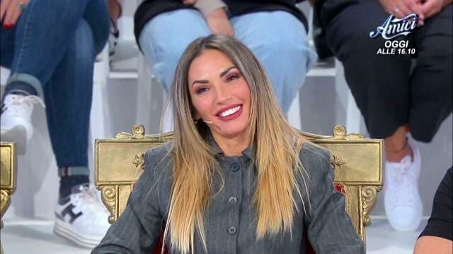 Uomini e Donne 15 gennaio recap: Ida Platano sbalordisce tutti! Cos'è successo