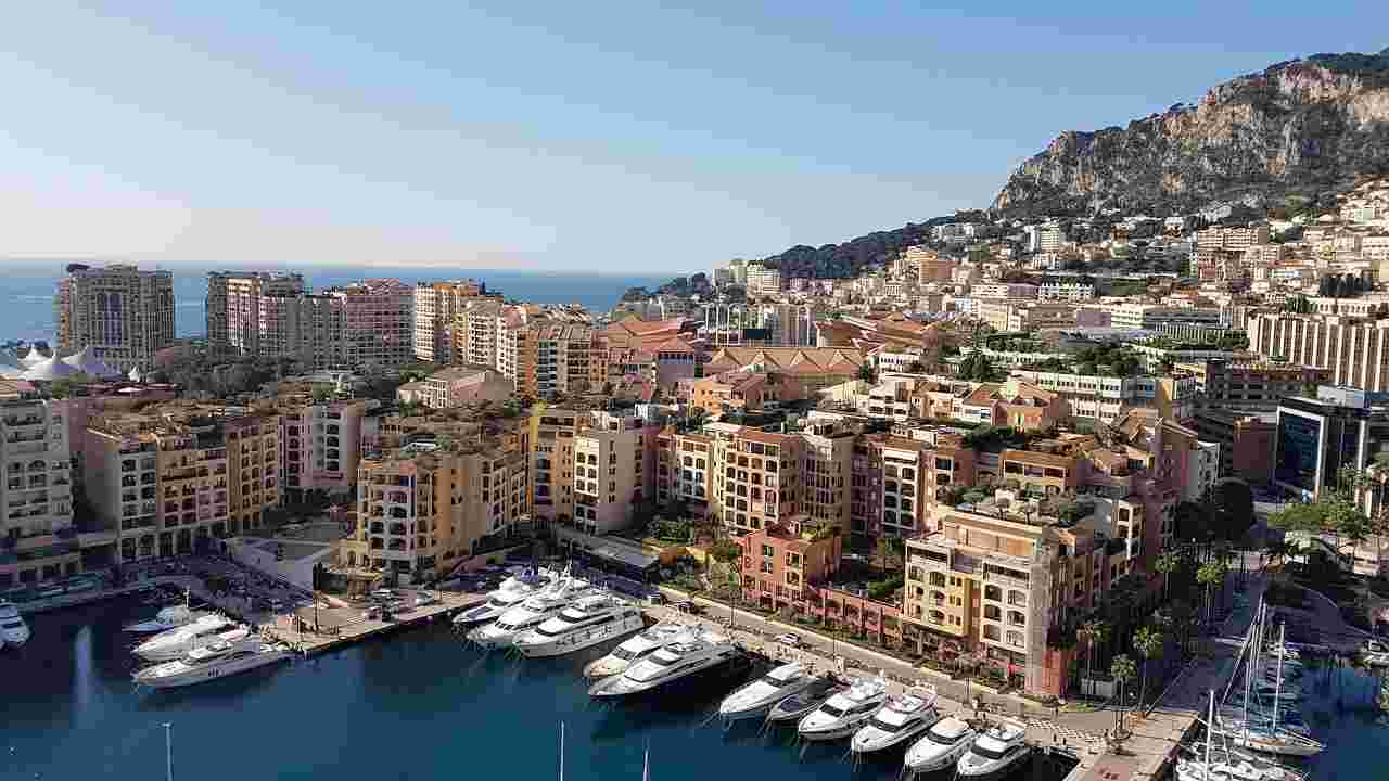 Montecarlo, il principe Alberto II e le spese pazze