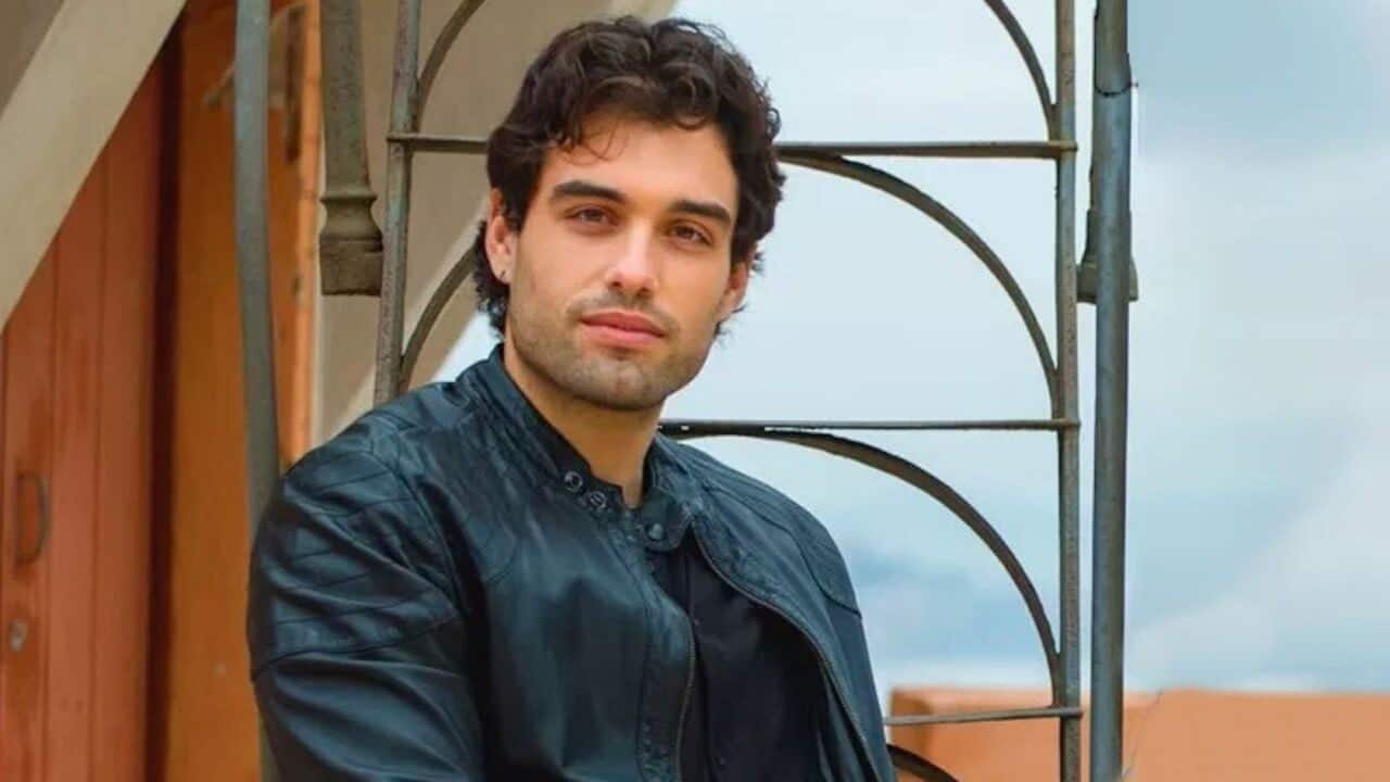 Un Posto al Sole, anticipazioni puntata di oggi 9 gennaio: Nunzio cerca di soffocare l'amore per Rossella