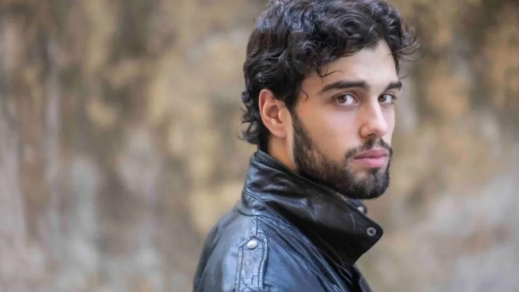 Un Posto al Sole anticipazioni al 2 Febbraio: Nunzio non riesce a zittire i sentimenti per Rossella e compie un gesto inaspettato