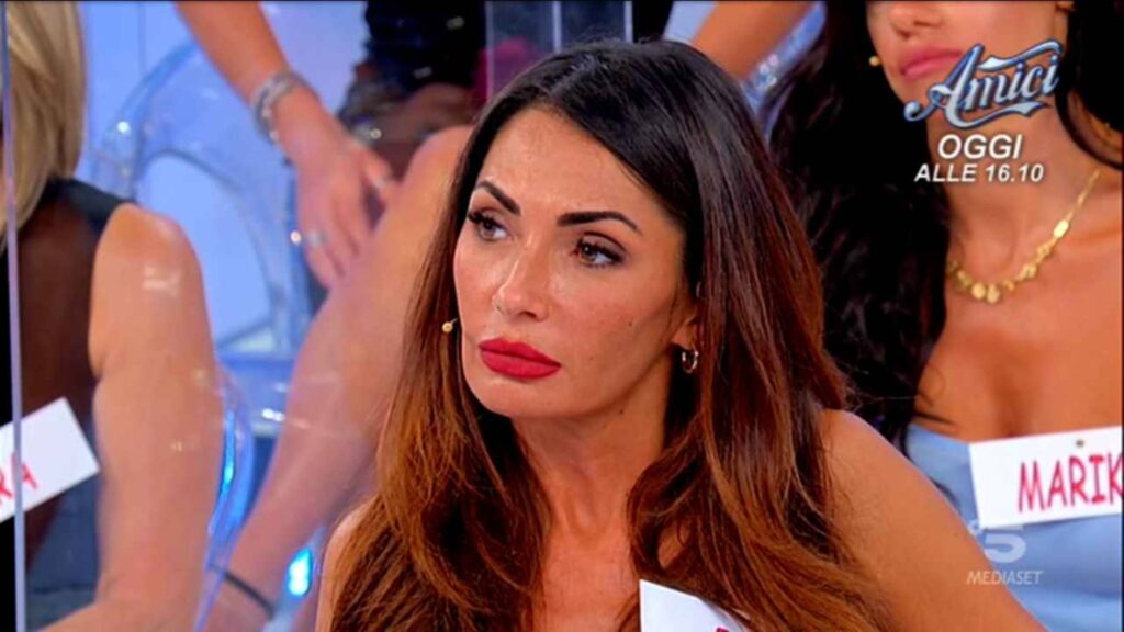 Uomini e Donne Anticipazioni oggi: Ida preda della delusione metterà Mario al suo posto