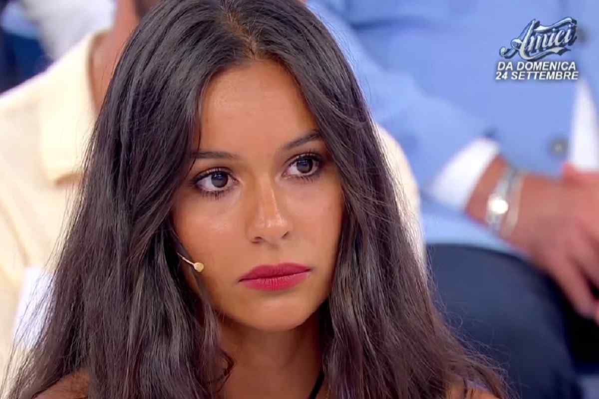 Uomini e Donne: Beatriz rivela su Instagram i suoi sentimenti per Brando