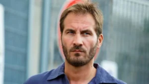 Un Posto al Sole anticipazioni oggi: Alberto ha in pugno Clara