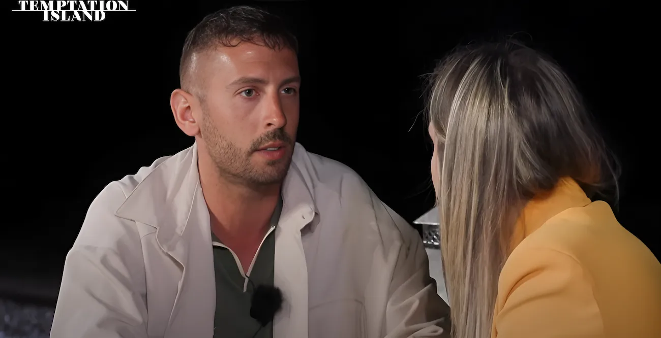 Temptation Island: Ludovica in doccia con un tentatore. Christian esplode: "Che Schifo!"| Video