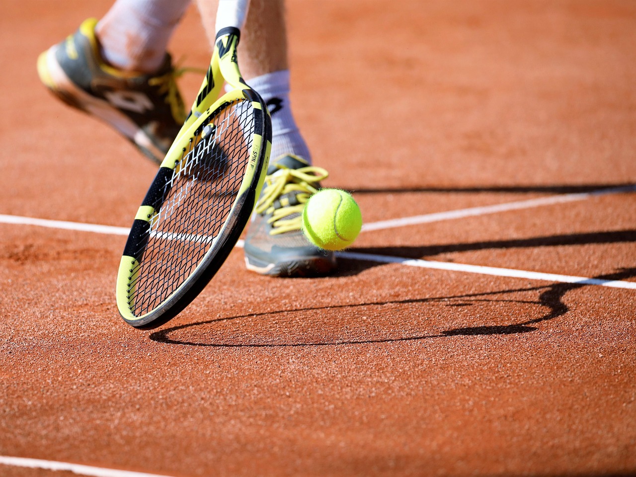 Sinner Wimbledon: finale contro Alcaraz. Quando si terrà l’incontro? Dove sarà possibile seguirlo? Quali sono le quotazioni dei bookmaker?