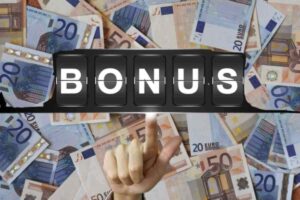 Questi interventi si inseriscono in un contesto di crescente difficoltà economica, caratterizzato da inflazione elevata e aumento del costo della vita,