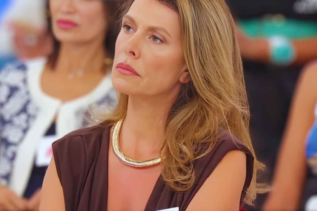 Cinzia di Uomini e Donne: turbata dalle accuse di Gianni nella puntata di oggi 17 novembre