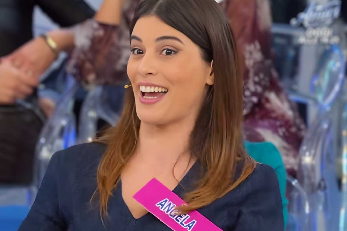 Uomini e Donne anticipazioni oggi 18 novembre: Angela accusa flavio